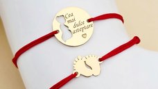 Set 2 bratari - Cea mai dulce asteptare - Bratara banut viitoare mamica 15 mm - Bratara picioruse 10x12 mm bebe - Argint 925 placat cu Aur Galben 18K - snur reglabil