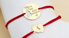 Set 2 bratari - Cea mai dulce asteptare - Bratara banut viitoare mamica 15 mm - Bratara picioruse 10x12 mm bebe - Argint 925 placat cu Aur Galben 18K - snur reglabil