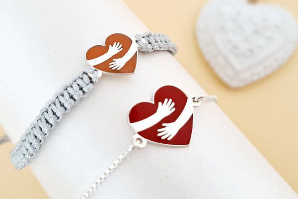 Set 2 bratari - Dor de tine - Inima colorata cu email - Argint 925 - Lantisor glisant si snur reglabil impletit