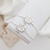 Set 2 bratari personalizate - Model decupat - 2 fete/surori/prietene imbratisate - Argint 925 - lantisor - 1