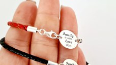 Set doua bratari banut cu mesaj - Family is where love grows - Argint 925, piele impletita