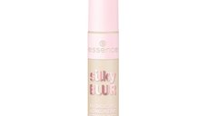 Corector hidratant Essence Silky Blur Longwear 100, 10ml pentru ten perfect