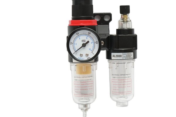 Filtru aer si ungator cu regulator de presiune max. 1 MPa, racord 1/4, Cod: DISMS32