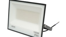 Proiector LED 100W, 220V, 3000K, IP65, 295x220mm, Cod: BK69674 Echivalență: DISLG33, Breckner Germany
