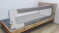 Bariera protectie pat copii, rabatabila, 160 cm, Alb Gri