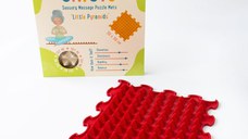 Covoras ortopedic pentru masaj, 1 piesa, model Little Pyramids,Rosu