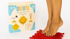 Covoras ortopedic pentru masaj, 1 piesa, model Shining Sun, Rosu