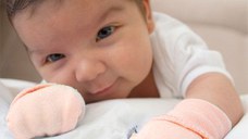 Manusi pentru nou nascuti Baby Glove, Somon