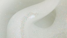 Liquid Polygel Everin 032 – Sweet Nothing | Fara HEMA si TPO | Alb translucid cu sclipici irizat