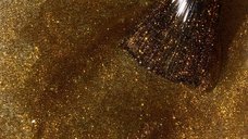 Ojă Semipermanentă Kievskaya Glitz Cat Eye 04 – Auriu Strălucitor cu Efect Magnetic 3D, 15ml