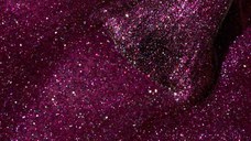 Ojă Semipermanentă Kievskaya Glitz Cat Eye 13 – Fuchsia Intens cu Reflexii Roz-Purpurii și Efect Magnetic 3D, 15ml