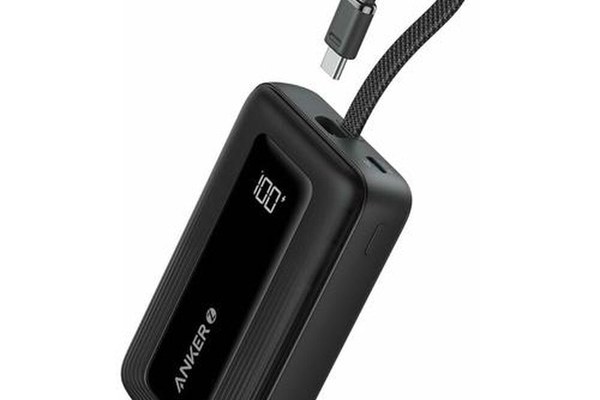 Acumulator extern Anker Zolo 20.000 mAh, 30W, 1x USB-C, 1x USB-A, cablu USB-C incorporat (Negru)