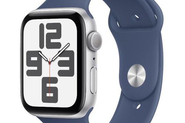Smartwatch Apple Watch SE (2024), GPS, Carcasa Silver Aluminium 44mm, ecran LTPO OLED, 32GB, curea silicon Denim Sport Band - M/L (Argintiu/Albastru)