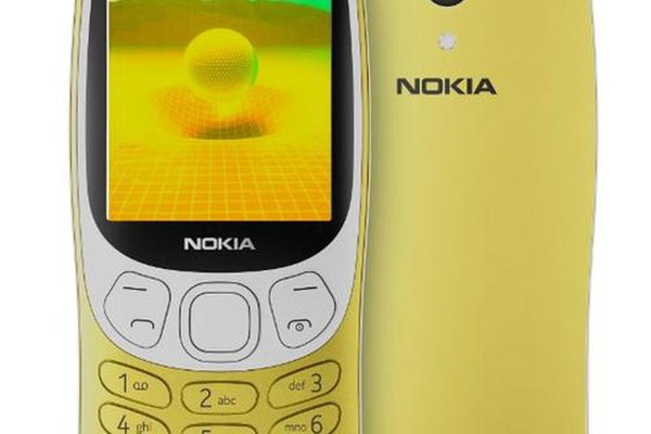 Telefon Mobil Nokia 3210 4G 2024, Ecran TFT 2.4inch, Dual SIM, 4G (Auriu)