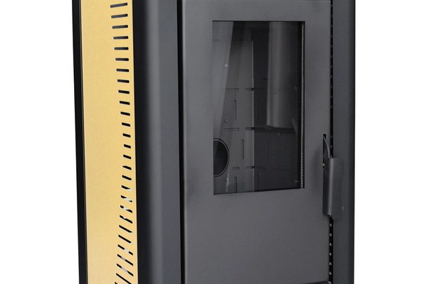 Semineu (soba ) pe peleti cu tiraj fortat Fornello Sophia Premium 11 kw, aprindere electrica, telecomanda, culoare Ivory, recomandat pentru 110 mp