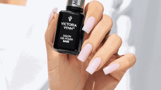 Mega Base Victoria Vynn- Cold Pink 8ml Rubber Base - VV-P8 - Everin