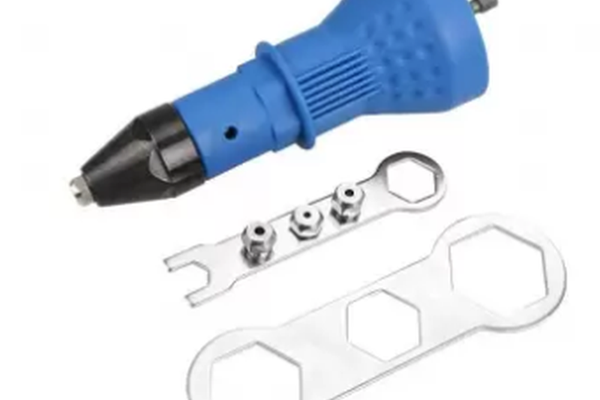 Adaptor de bormasina pentru nituit albastru