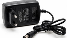 Alimentator Stabilizat 220V 5V / 2A cu Conector DC 0520