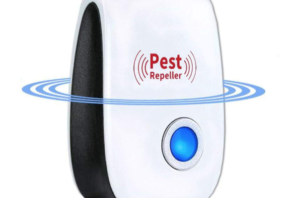 Aparat cu ultrasunete importiva daunatorilor