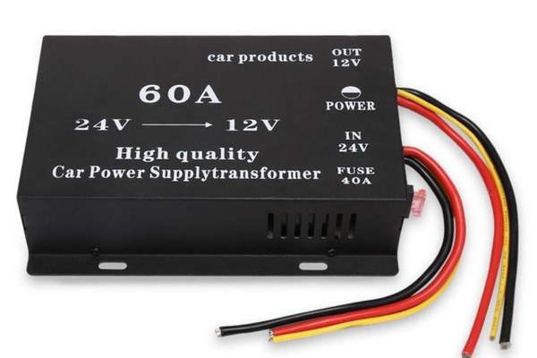 Convertor Auto 60A pentru Tensiune 24V - 12V