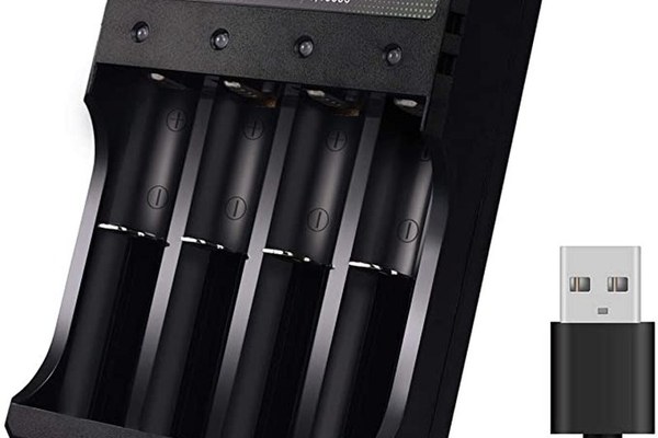 Incarcator MS-5D84A4 Acumulatori 4.2V Li-Ion 18650 cu 4 Porturi la USB AX