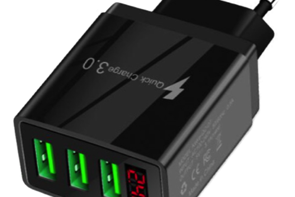 Incarcator PRIZA 3 USB cu DISPLAY LED Inteligent negru Adaptor 220V
