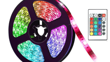 Kit Banda LED RGB cu Telecomanda 300 LED uri Lungime 5m 220V BS