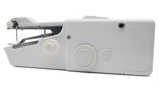 Mini Masina de cusut portabila Plastic/Metal pe Baterii Alba