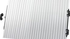 Parasolar auto retractabil impotriva razelor UV fixare prin ventuze 85 cm