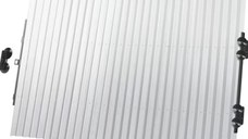 Parasolar auto retractabil impotriva razelor UV fixare prin ventuze 85 cm