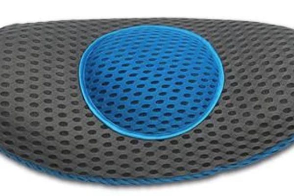 Perna ergonomica Comfy Curve Gri cu albastru pentru sustinere lombara si spate