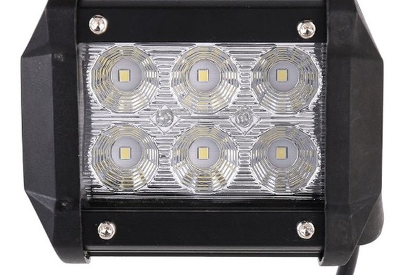 Proiector Offroad 18W 2x3 LED 12V-24V 1530 Lumeni 4/10 cm