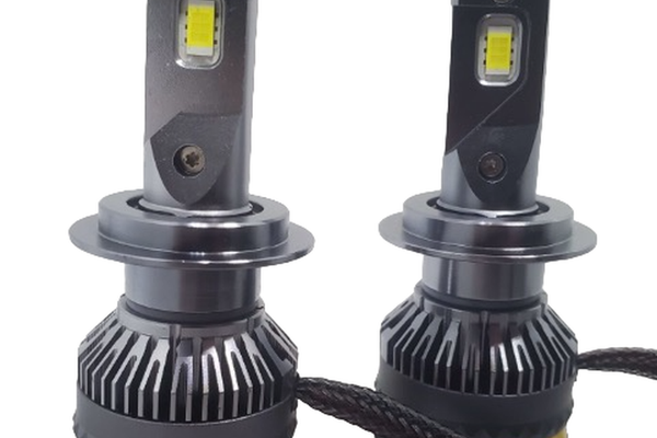Set 2 becuri auto H4 LED A8, 100W, 15000 Lumeni, Lumina alba 6000k