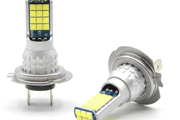 Set 2 becuri auto LED H7 30LED putere 80W cu 4000LM si temperatura culoare 6000K