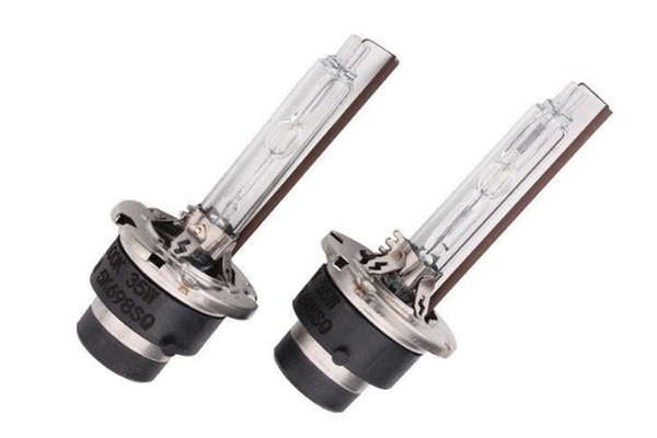 Set 2 becuri Xenon metalice D2S White auto pentru far