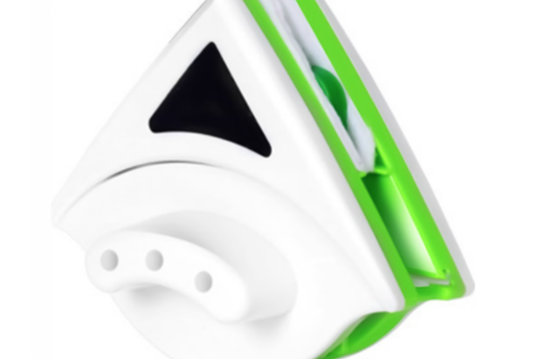 UB Stergator cu 2 fete magnetice pentru geamuri ultra rezistent curata ambele fete simultan