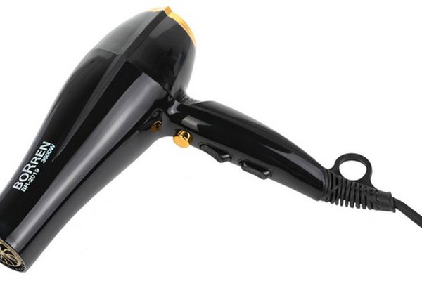 Uscator de par Borren cu 3 trepte de temperatura si 2 viteze