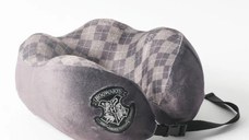 Perna pliabila pentru gat, seria MINISO Harry Potter (maro)