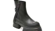 Ghete GRYXX negre, 2005, din piele naturala