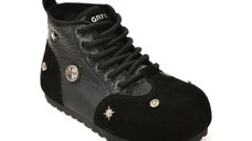 Ghete negre GRYXX 5K688 din material textil si piele naturala pentru femei