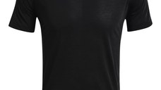 UA STREAKER TEE-BLK