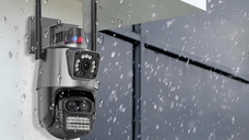 Camera de supraveghere exterioara tripla 4K 9MP cu Wi-Fi, PTZ si zoom optic 8x