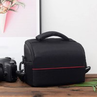Geanta pentru umar REDQUIT , pentru camera foto DSLR, impermeabila, rezistenta la uzura, negru/rosu, 26 x 19 x 14 cm - 3