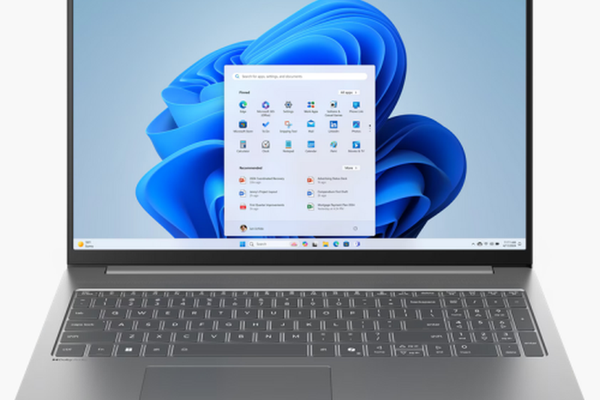 Laptop Lenovo IdeaPad Slim 5 16IRH10R (Procesor Intel® Core™ 7 240H (24M Cache, up to 5.20 GHz), 16inch 2.8K OLED 120Hz, 32GB DDR5, 1TB SSD, Intel Graphics, Gri)