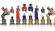 Set de piese de sah din metal pictate manual inspirate de Napoleon