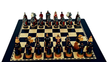 Set sah cu piese tematice Mongolii vs Rusii cu tabla cu efect de abanos