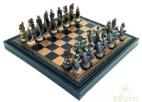 Set sah cu piese tematice Skeleton (Zombie) cu tabla si cutie imitatie piele - 1