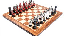 Set sah cu piese tematice Templierii cu tabla Padauk