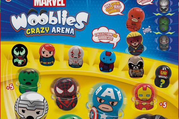 Arena cu 4 figurine Wooblies Marvel - Magnetic Power, 2 lansatoare