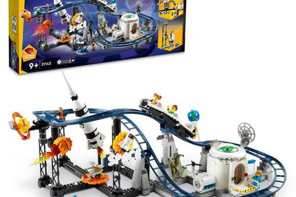 LEGO® Creator 3 in 1 - Roller-coaster spatial 31142, 874 piese